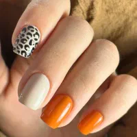 کاشت ناخن زیبا و لاکچری و لیفت ابرو جذاب|خدمات آرایشگری و زیبایی|بندرعباس, |دیوار