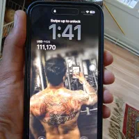 14 pro max در پشت شکسته