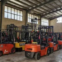 فروشگاه لیفتراک و استاکر های شارژی