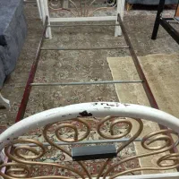 تخت فلزی|تخت و سرویس خواب|مشهد, مشکینی (شهرک غرب)|دیوار