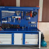 نیازمند تعمیر کار موتور سیکلت