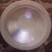 چراغ نورافکن