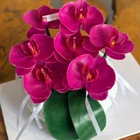 گیفت یلدایی و مراسم باکس گل شمعی با قیمت مناسب