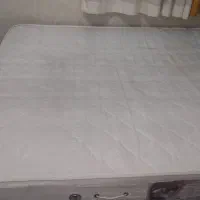 تشک تخت دونفره طبی فنری در حد نو ۲در ۱۶۰|تشک تختخواب|ری, شهادت|دیوار