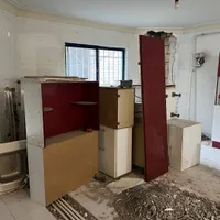 کابینت هایگلس براق و هود اخوان وسینگ براق و نو|آب‌چکان و نظم‌دهنده ظروف|رشت, دیلمان|دیوار