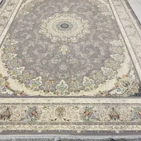 با پول فرش۷۰۰شانه فرش۱۲۰۰شانه نو ببر/توحید۲ماندگار|فرش|بیرجند, |دیوار