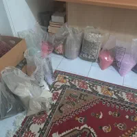 شن، صدف، ویال و سنگ تزئینی برای گل و گلدون و گیاه