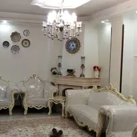 مبل کلاسیک ۷ نفره با عسلی و جلو مبلی بسیار تمیز|مبلمان خانگی و میز عسلی|تهران, دانشگاه علم و صنعت|دیوار