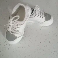 کتونی بچگانه