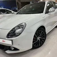 الفارومو جولیتا مدل 2015 فولترین کاملترین اپشن