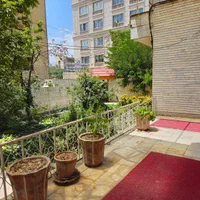 گلستان شرقی ویلایی ۹۰۰ متر جهت کلینیک ، مدرسه و...