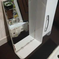 سنگ روشویی و باکس و آینه