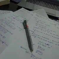 تدریس وحل سوالات برای امتحان/ اساتید ارشدو دکترا