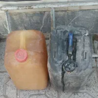 تعداد ۵عدد گالن نفت دبه ۲۵کیلو وابدان مرغ|ظروف نگهدارنده، پلاستیکی، یک‌بارمصرف|قوچان, |دیوار