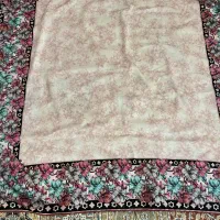 تعدادی شال و‌ روسری قوار دار نو