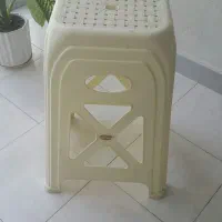 چهارپایه پلاستیکی بسیار محکم