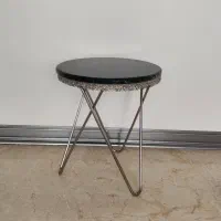 میز عسلی ،تلفن