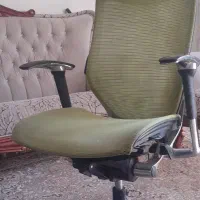 صندلی اداری برند اروند