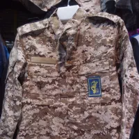 ست کامل لباس نظامی خاکی سپاه اورکت و پوتین و سایر