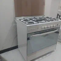 گاز ۵ شعله فر دار کاملا سالم  آتا گاز