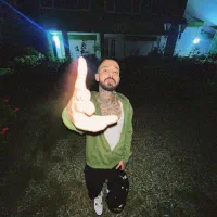 خدمات، اینستا، تلگرام، تیک تاک، روبیکا