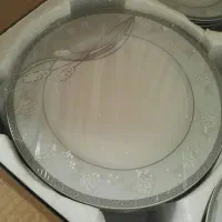 سرویس ظرف چینی ۱۲ نفره شیک ۱۳۸ پارچه|ظروف سرو و پذیرایی|لار, |دیوار