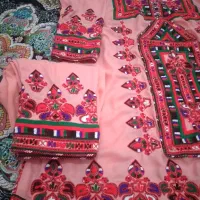 لباس دست دوز نوع زیر قیمت