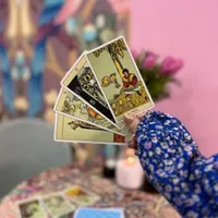 فال قهوه تاروت چای شمع تراپی