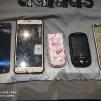 گوشی ساده و لمسی قدیمی