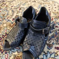 کفش|کیف، کفش، کمربند|اردبیل, |دیوار