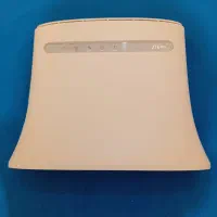 یک عدد مودم روتربی سیم 4Gزد تی ای مدلLTEMF283