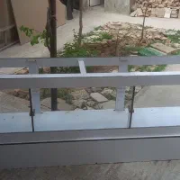 قفسه ویترین مغازه