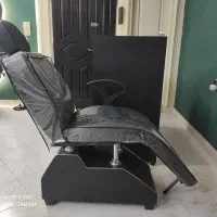 صندلی میکاپ،میزناخون،تخت مژه وماساژ|آرایشگاه و سالن‌های زیبایی|مشهد, راهنمایی|دیوار