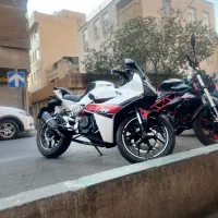 هیوسانگ اکسیو آر ۲۵۰ مدل ۹۶ ۷۰۰۰تا کار تمیز|موتورسیکلت|تهران, آهنگران (سراسیاب دولاب)|دیوار