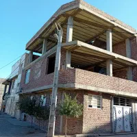 یک ساختمان ۳طبقه در ولی آباد به فروش میرسد