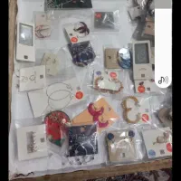 گوشواره عمده|بدلیجات|اصفهان, چرخاب|دیوار