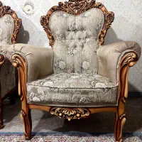 مبل سلطنتی در حد نو بدون ضربه و خراش