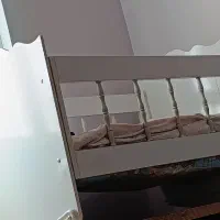 گهواره و تخت نوزاد|تخت و صندلی بچه|قم, پردیسان|دیوار