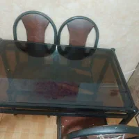 میز غذا خوری ترتمیز به خریدار تخفیف داده میشود