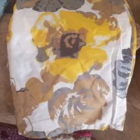 رو تختی دونفره و بالشت