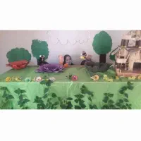 مربی هنرهای نمایشی مدارس