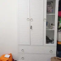 سرویس خواب ب همراه کمد و اینه|تخت و سرویس خواب|پرند, فاز ۶|دیوار