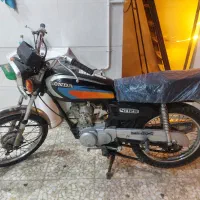 موتور سیکلت پارکینگی