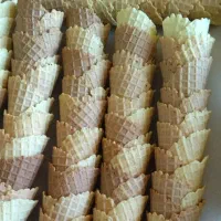 نون بستنی (نان بستنی)|خوردنی و آشامیدنی|قم, هفت تیر|دیوار