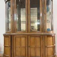 ویترین آینه کاری شده