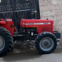 تراکتور کشاورزی