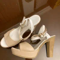 کفش پاشنه بلند زنانه