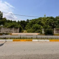 زمین-واقع-در-چلک