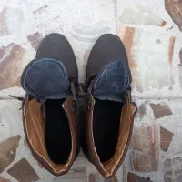 یک جفت نیم بوتین چرم قیمت ۳۰۰۰۰۰۰۰|کیف، کفش، کمربند|کرمانشاه, |دیوار