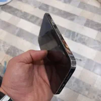 13 پرومکس 512 گیگ باطری 84 درصد بدون نقطه|موبایل|مشهد, سلام|دیوار